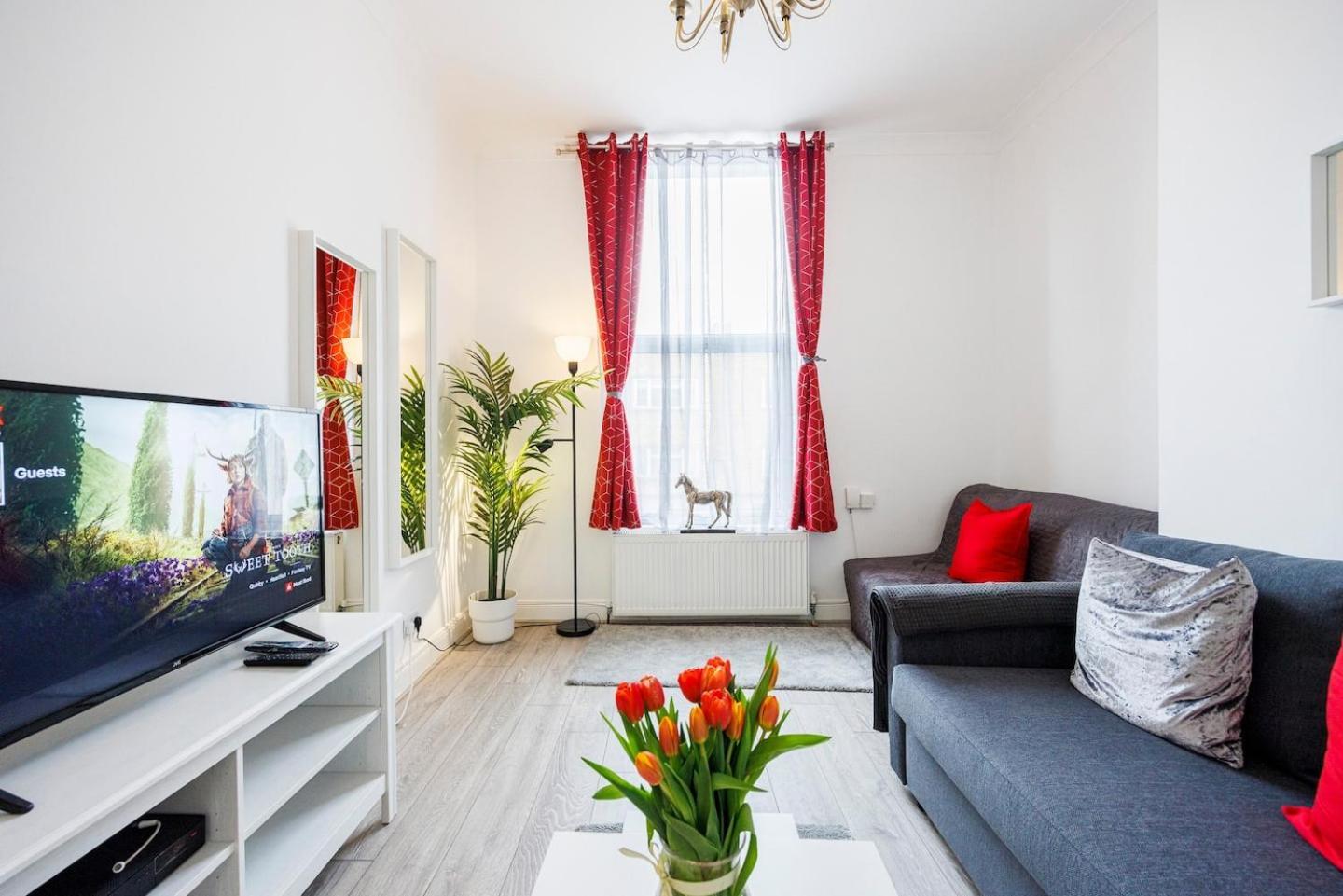 Appartamento 12 Bed Charming And Bright Flat Londra